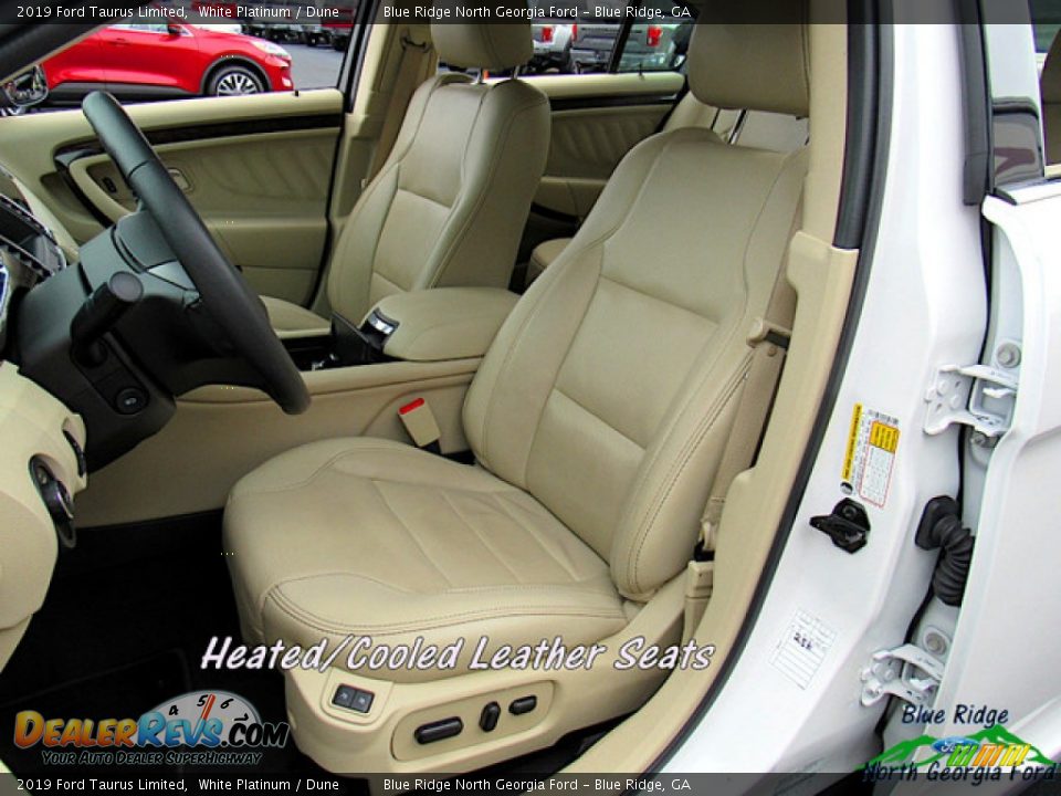 2019 Ford Taurus Limited White Platinum / Dune Photo #10