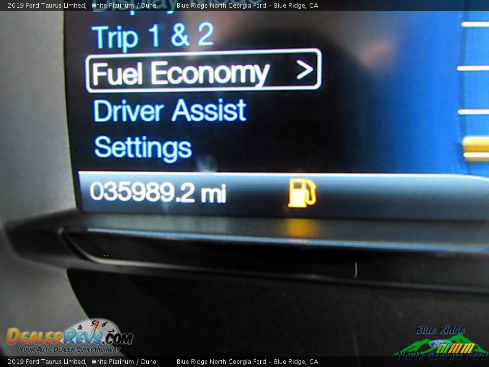 2019 Ford Taurus Limited White Platinum / Dune Photo #19