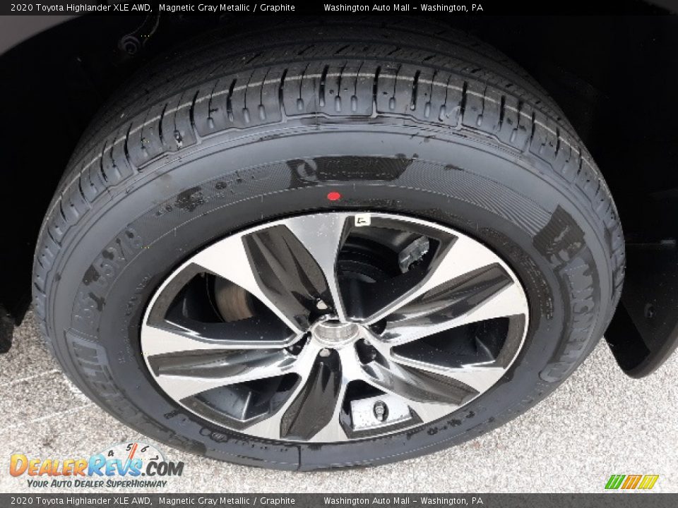 2020 Toyota Highlander XLE AWD Magnetic Gray Metallic / Graphite Photo #35