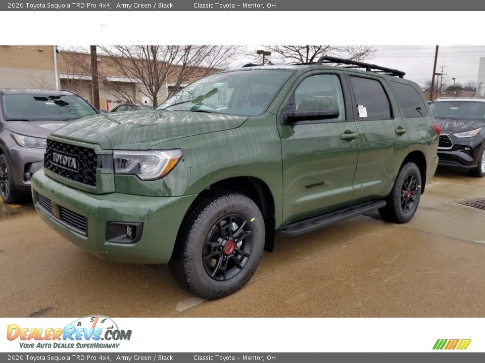 Front 3/4 View of 2020 Toyota Sequoia TRD Pro 4x4 Photo #1