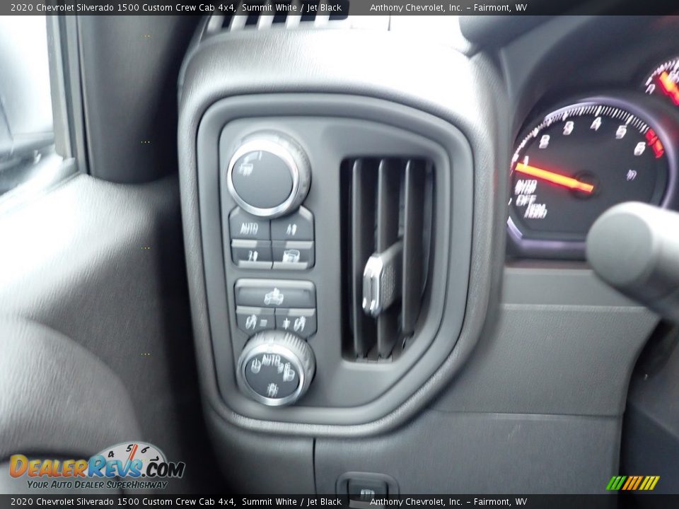 2020 Chevrolet Silverado 1500 Custom Crew Cab 4x4 Summit White / Jet Black Photo #19