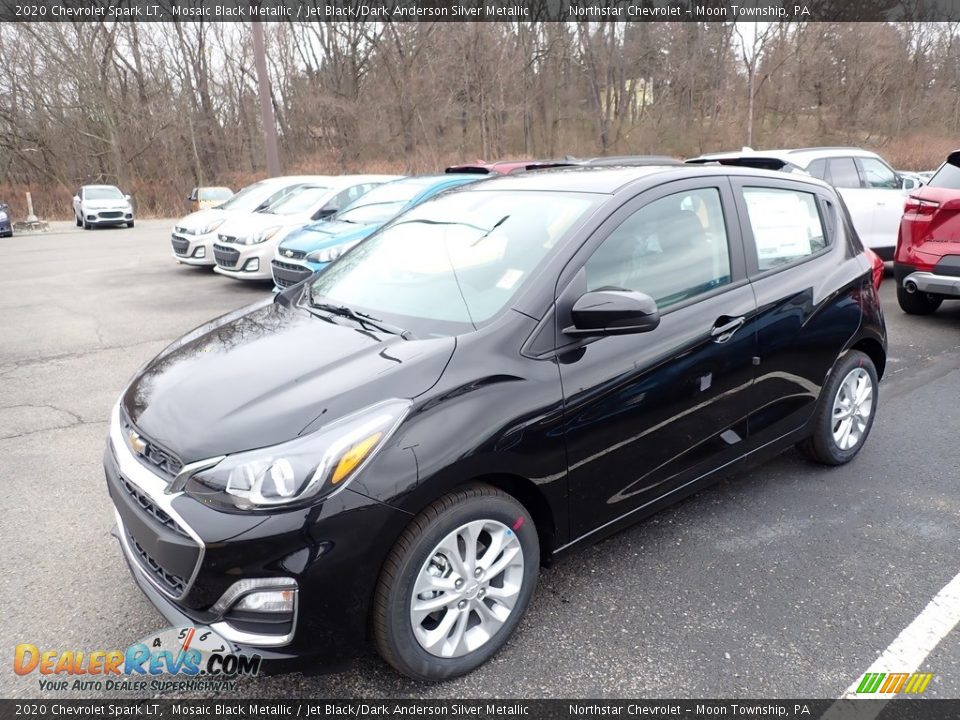 Front 3/4 View of 2020 Chevrolet Spark LT Photo #1