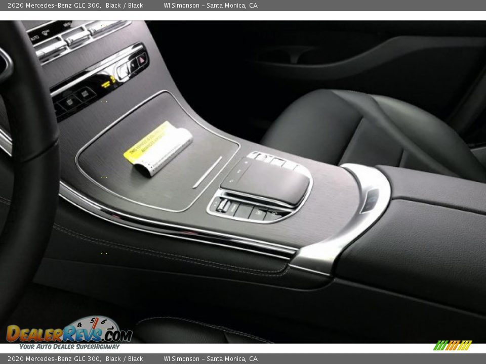 2020 Mercedes-Benz GLC 300 Black / Black Photo #7