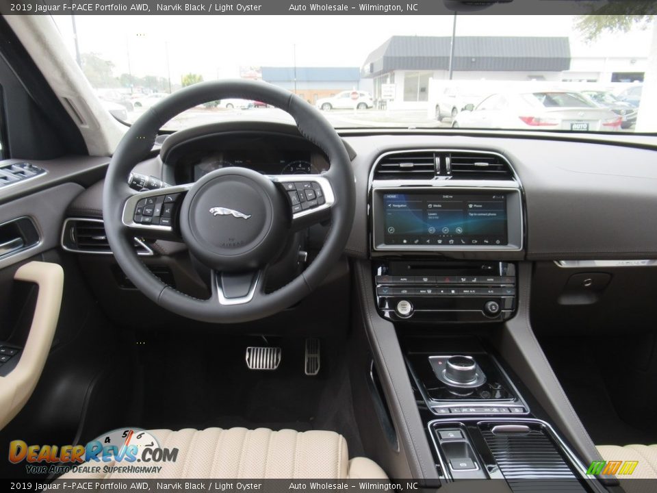 2019 Jaguar F-PACE Portfolio AWD Narvik Black / Light Oyster Photo #15