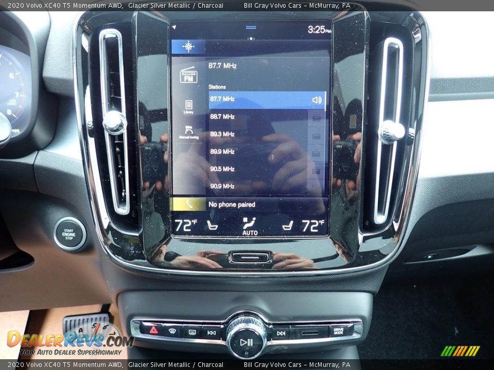 2020 Volvo XC40 T5 Momentum AWD Glacier Silver Metallic / Charcoal Photo #15