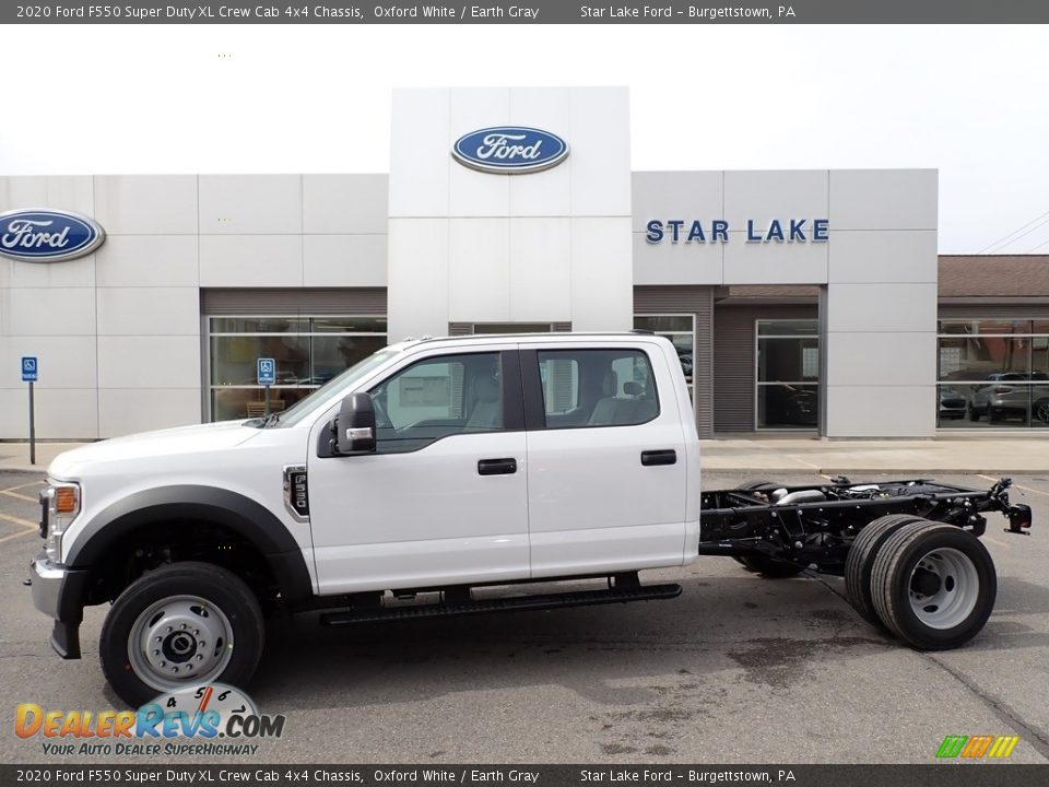 2020 Ford F550 Super Duty XL Crew Cab 4x4 Chassis Oxford White / Earth Gray Photo #1