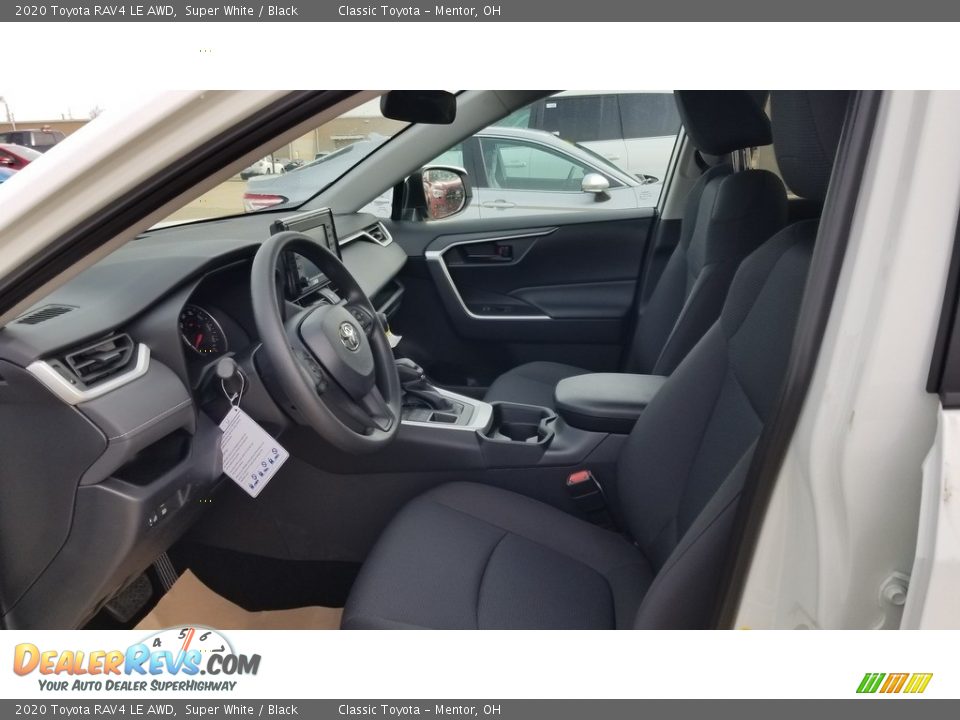 2020 Toyota RAV4 LE AWD Super White / Black Photo #2