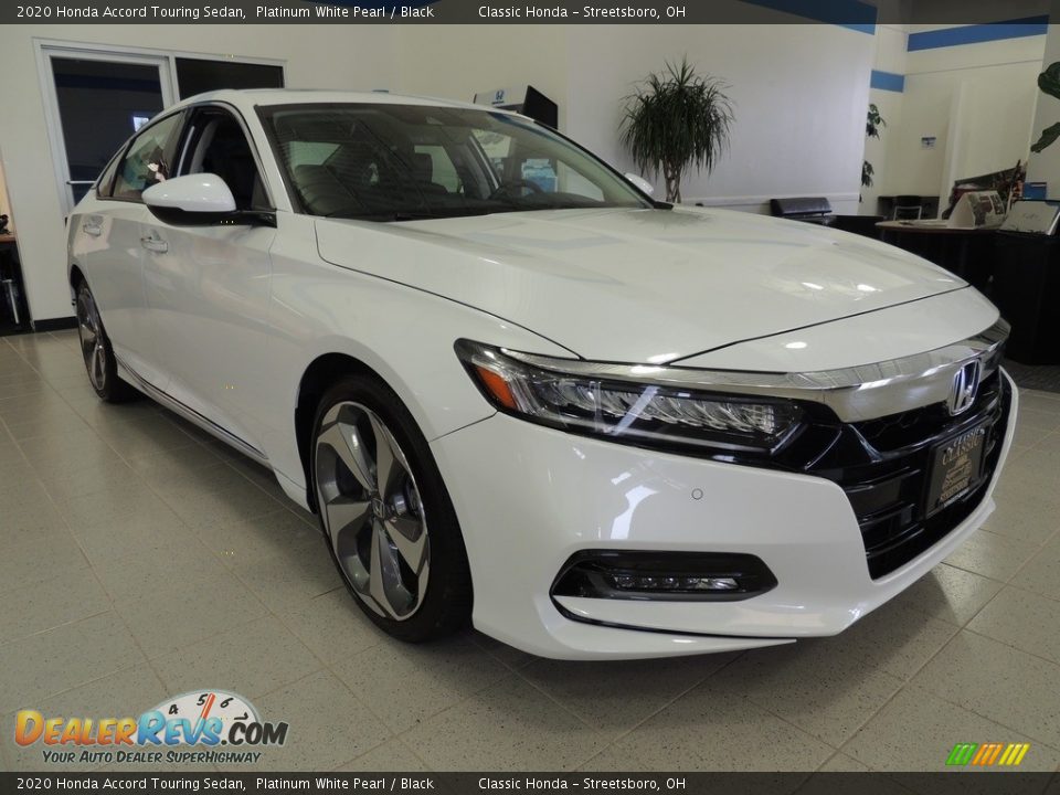 2020 Honda Accord Touring Sedan Platinum White Pearl / Black Photo #3