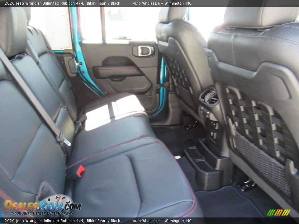 2020 Jeep Wrangler Unlimited Rubicon 4x4 Bikini Pearl / Black Photo #14