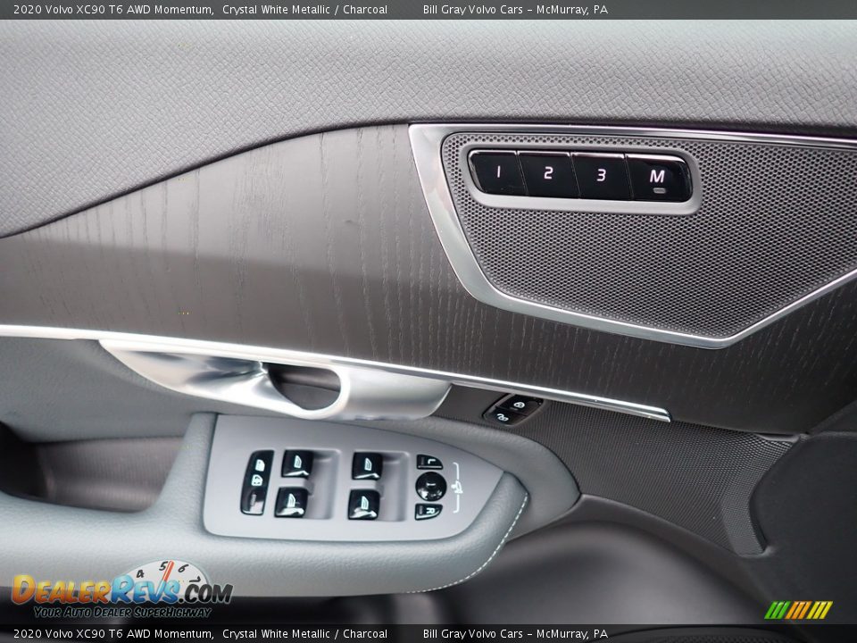 2020 Volvo XC90 T6 AWD Momentum Crystal White Metallic / Charcoal Photo #16