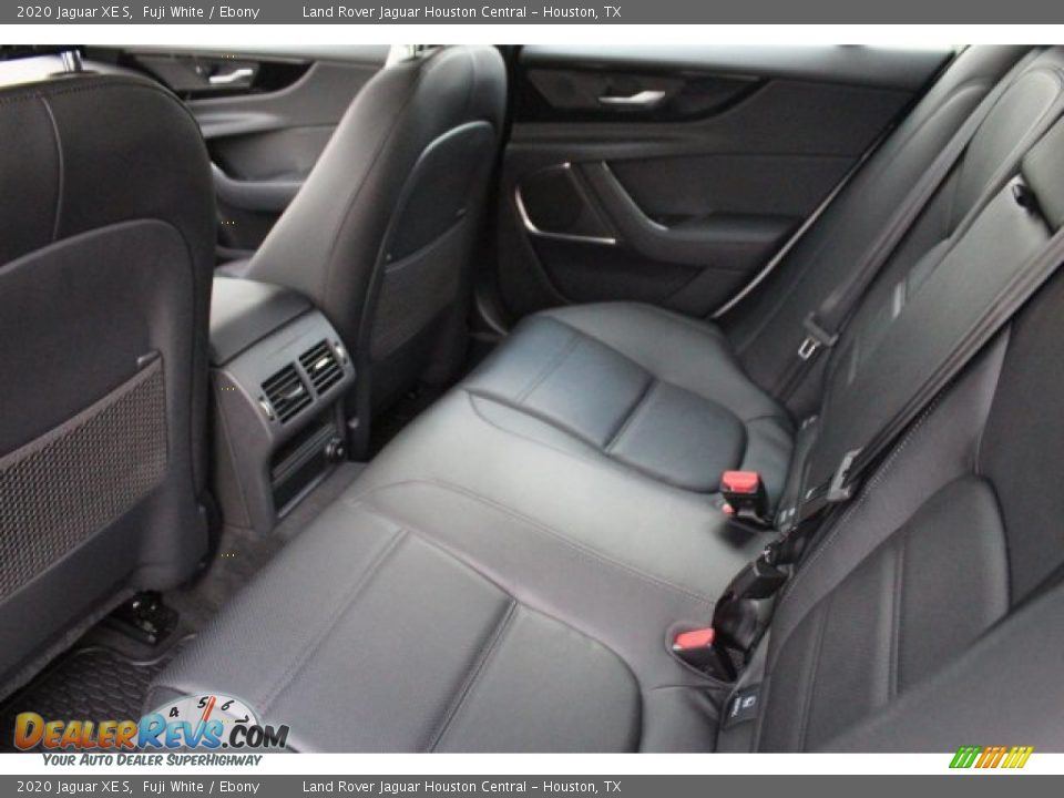 2020 Jaguar XE S Fuji White / Ebony Photo #25