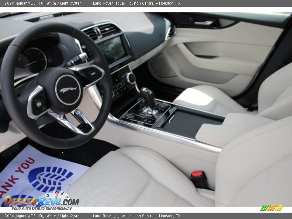 2020 Jaguar XE S Fuji White / Light Oyster Photo #11