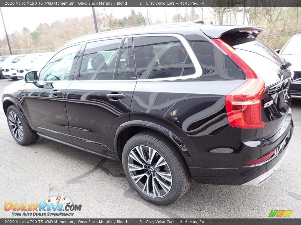 2020 Volvo XC90 T5 AWD Momentum Onyx Black Metallic / Blond Photo #4