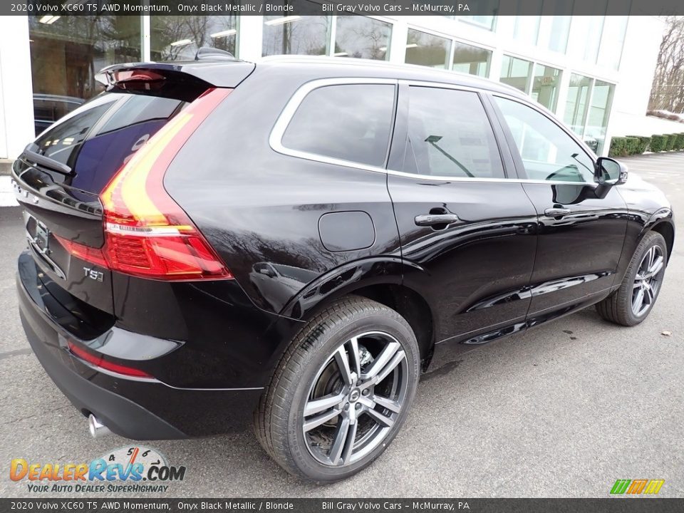 2020 Volvo XC60 T5 AWD Momentum Onyx Black Metallic / Blonde Photo #2