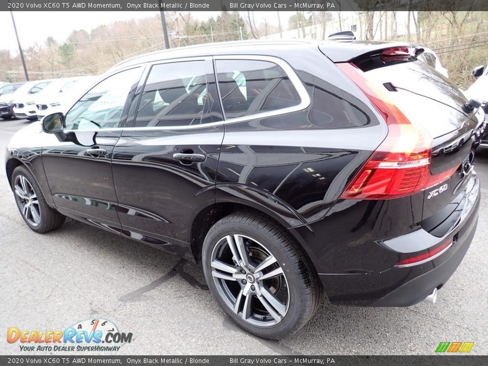 2020 Volvo XC60 T5 AWD Momentum Onyx Black Metallic / Blonde Photo #4