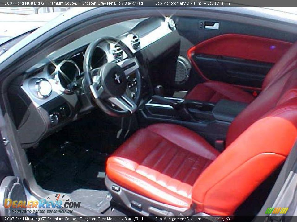 2007 Ford Mustang GT Premium Coupe Tungsten Grey Metallic / Black/Red Photo #6