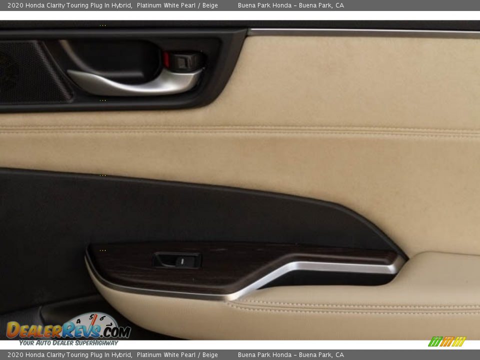 2020 Honda Clarity Touring Plug In Hybrid Platinum White Pearl / Beige Photo #30