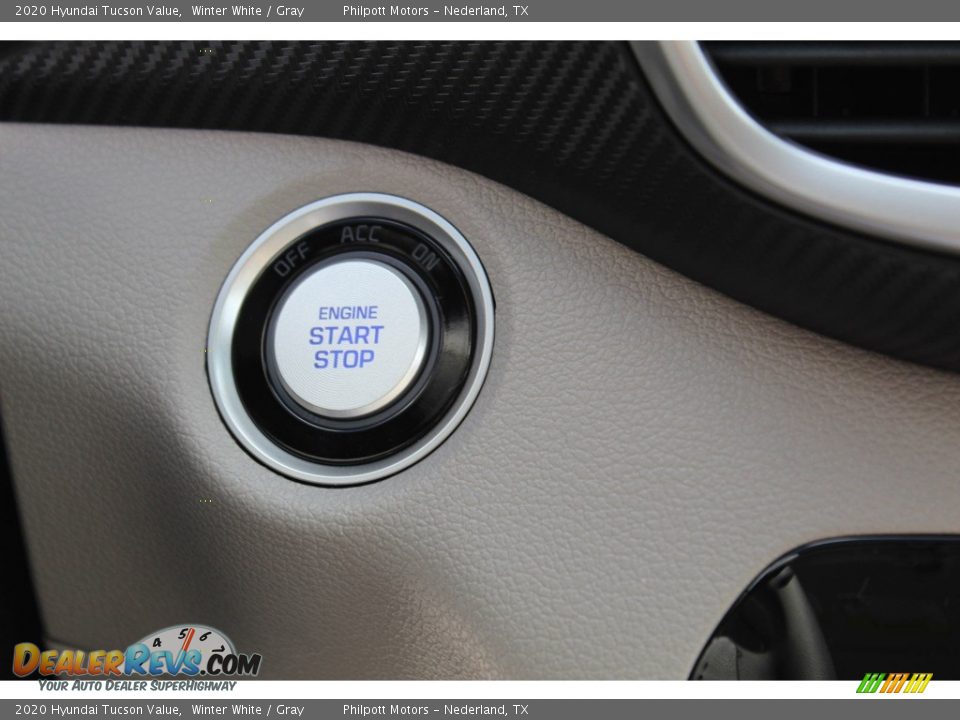 2020 Hyundai Tucson Value Winter White / Gray Photo #17