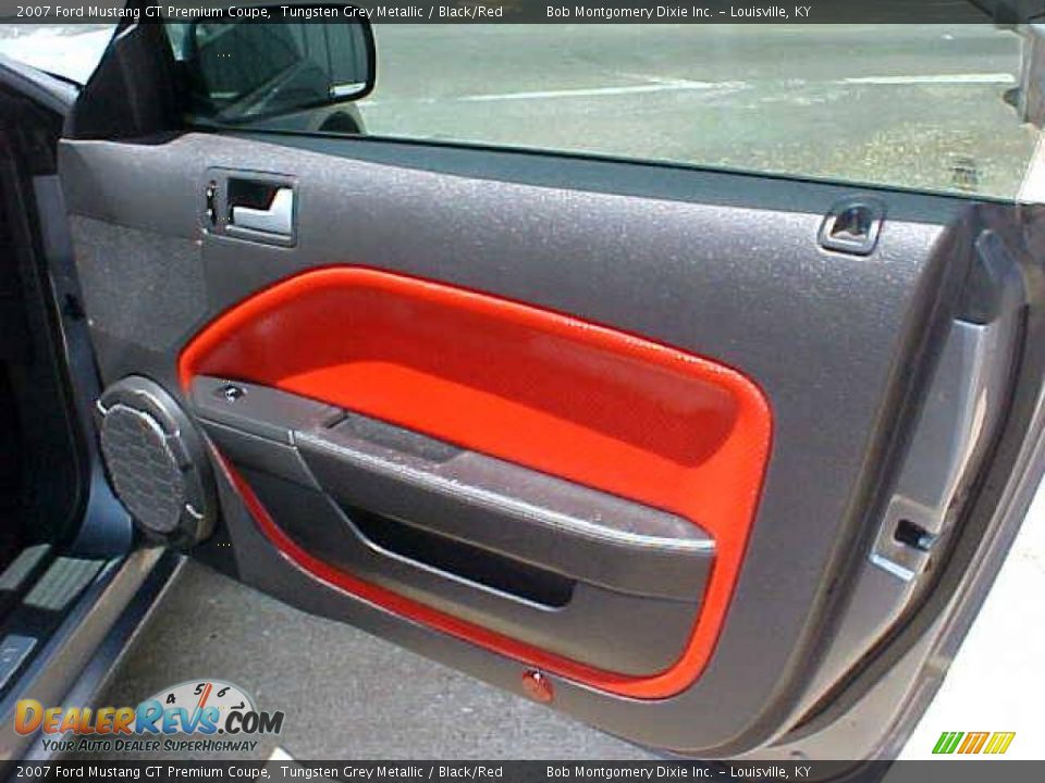 2007 Ford Mustang GT Premium Coupe Tungsten Grey Metallic / Black/Red Photo #10