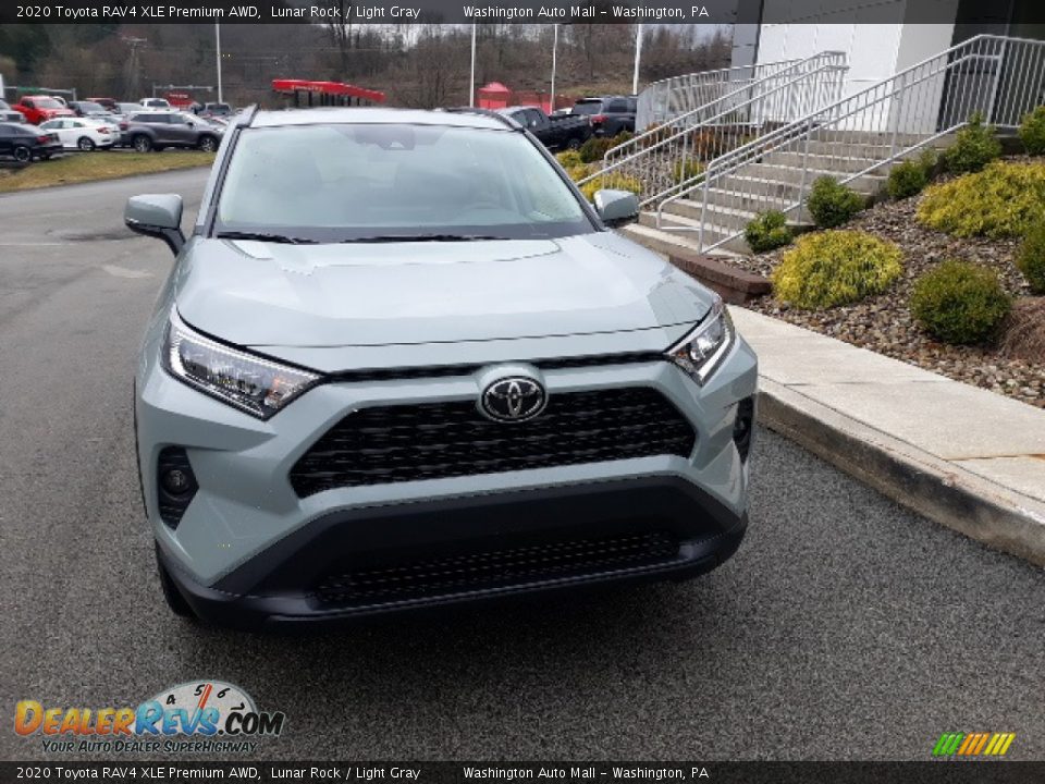 2020 Toyota RAV4 XLE Premium AWD Lunar Rock / Light Gray Photo #30