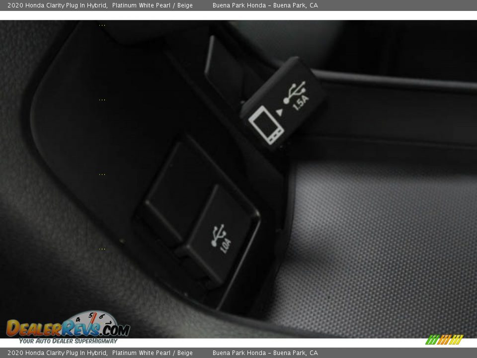 2020 Honda Clarity Plug In Hybrid Platinum White Pearl / Beige Photo #32