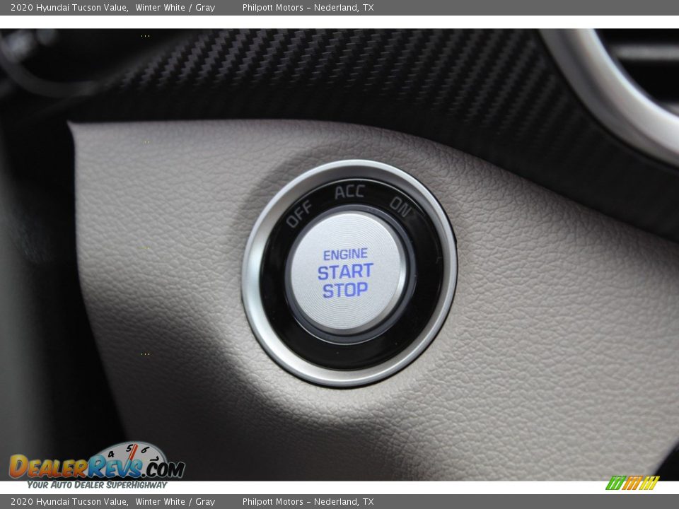 2020 Hyundai Tucson Value Winter White / Gray Photo #17