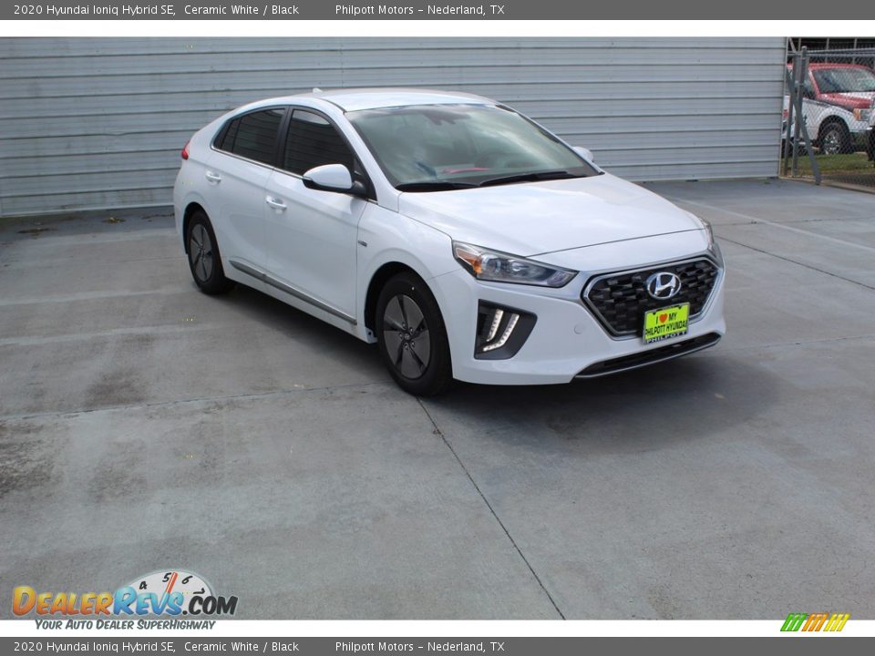 Front 3/4 View of 2020 Hyundai Ioniq Hybrid SE Photo #2