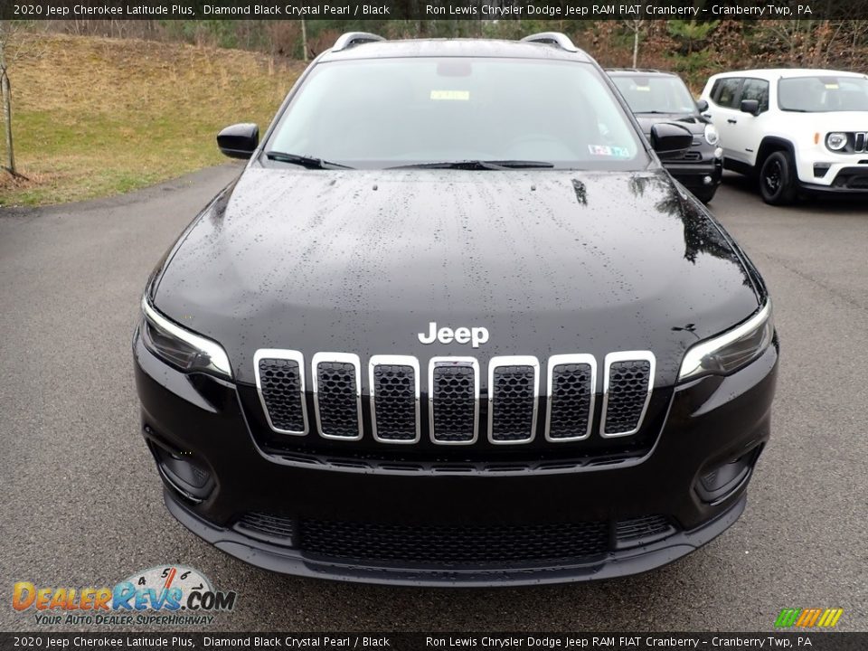 2020 Jeep Cherokee Latitude Plus Diamond Black Crystal Pearl / Black Photo #8