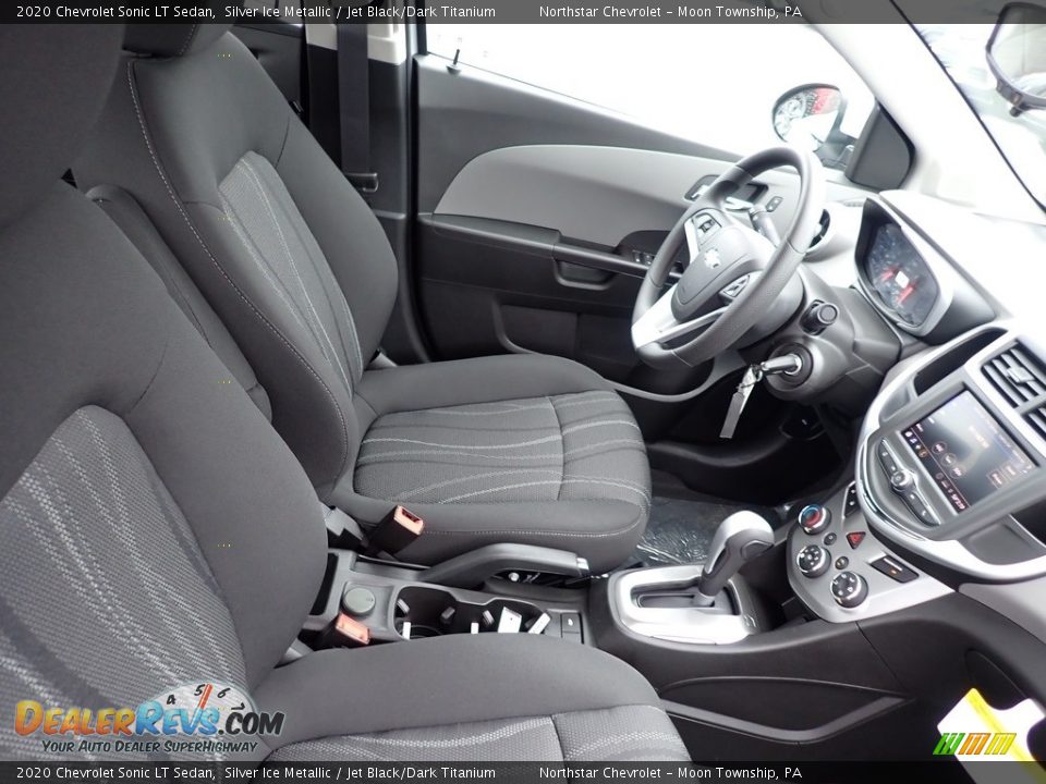 2020 Chevrolet Sonic LT Sedan Silver Ice Metallic / Jet Black/Dark Titanium Photo #10