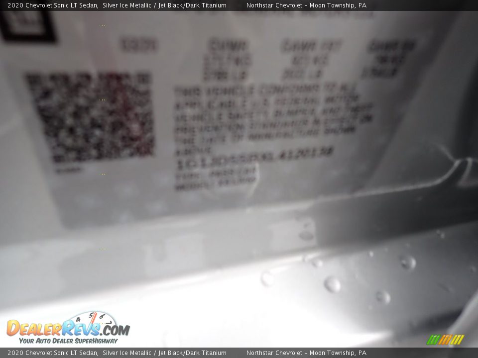 2020 Chevrolet Sonic LT Sedan Silver Ice Metallic / Jet Black/Dark Titanium Photo #16