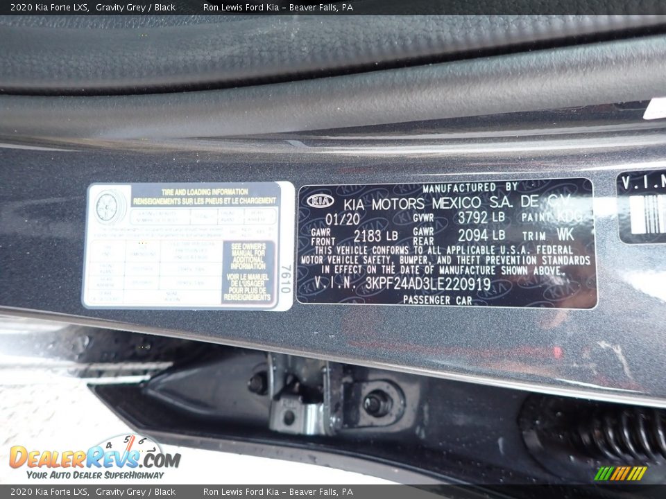 2020 Kia Forte LXS Gravity Grey / Black Photo #20