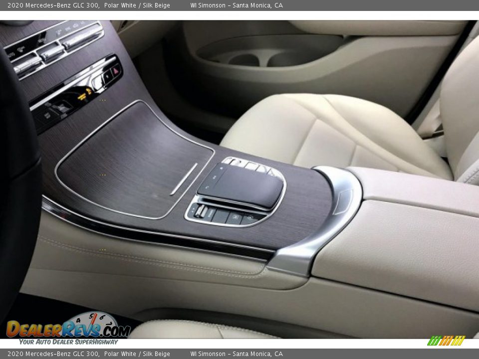 2020 Mercedes-Benz GLC 300 Polar White / Silk Beige Photo #7