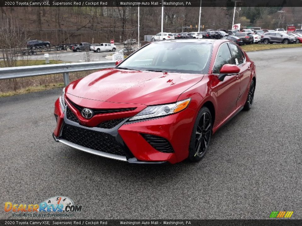 2020 Toyota Camry XSE Supersonic Red / Cockpit Red Photo #25