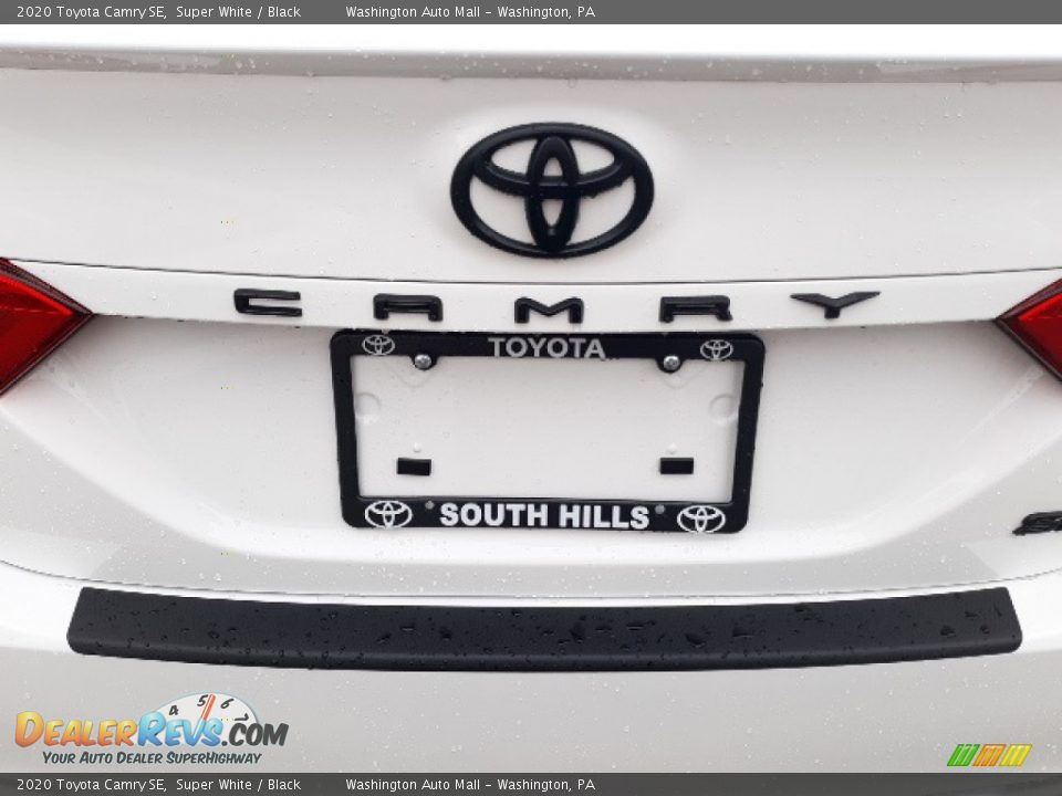 2020 Toyota Camry SE Super White / Black Photo #29