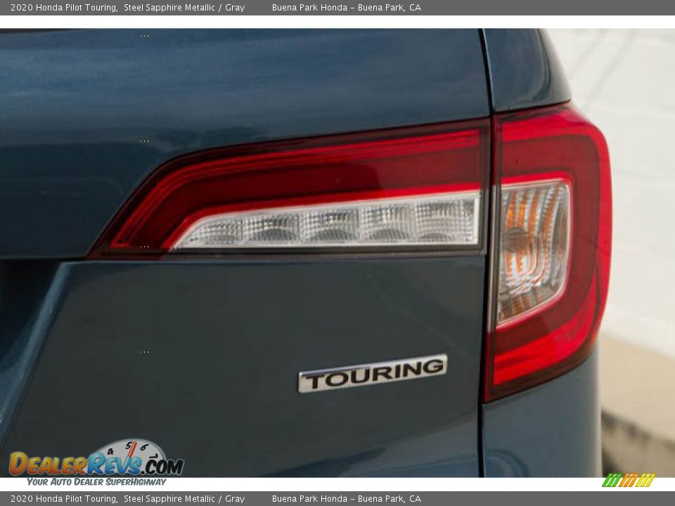 2020 Honda Pilot Touring Steel Sapphire Metallic / Gray Photo #11