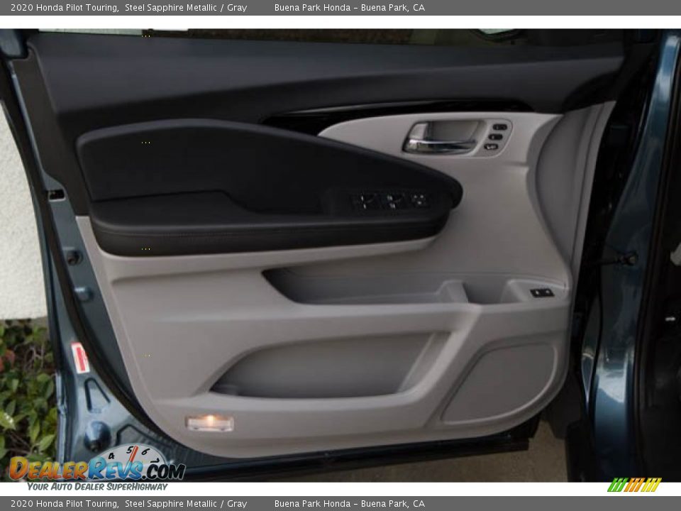 2020 Honda Pilot Touring Steel Sapphire Metallic / Gray Photo #33