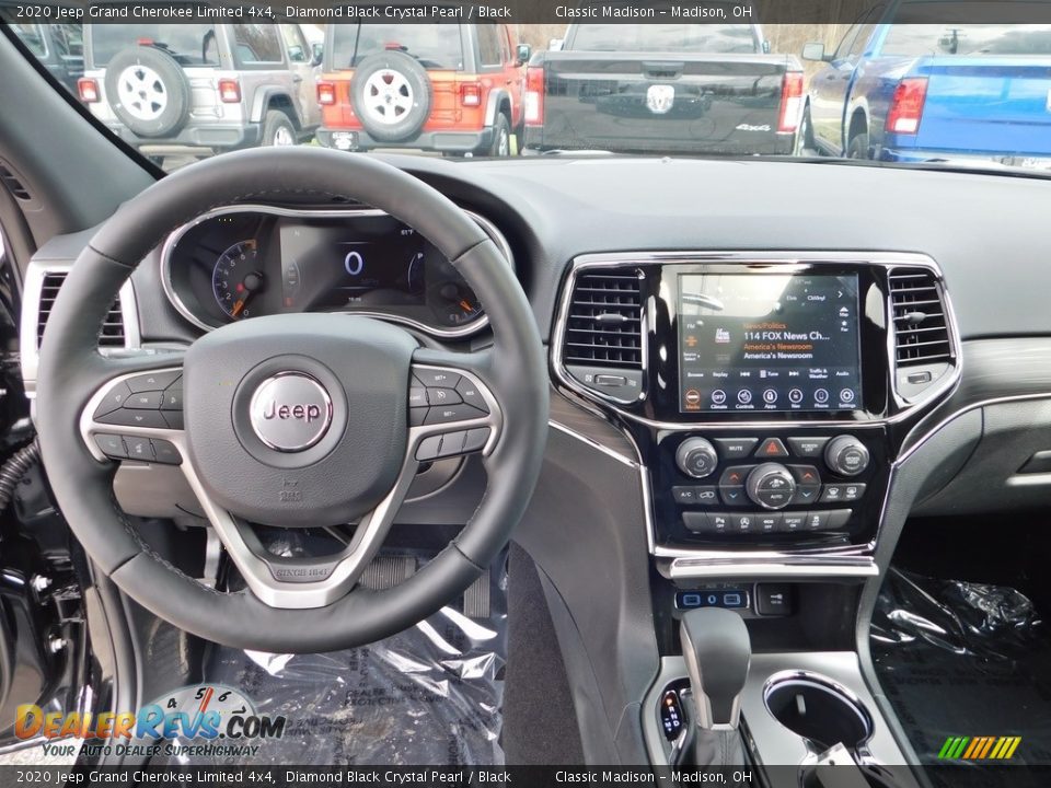 2020 Jeep Grand Cherokee Limited 4x4 Diamond Black Crystal Pearl / Black Photo #3