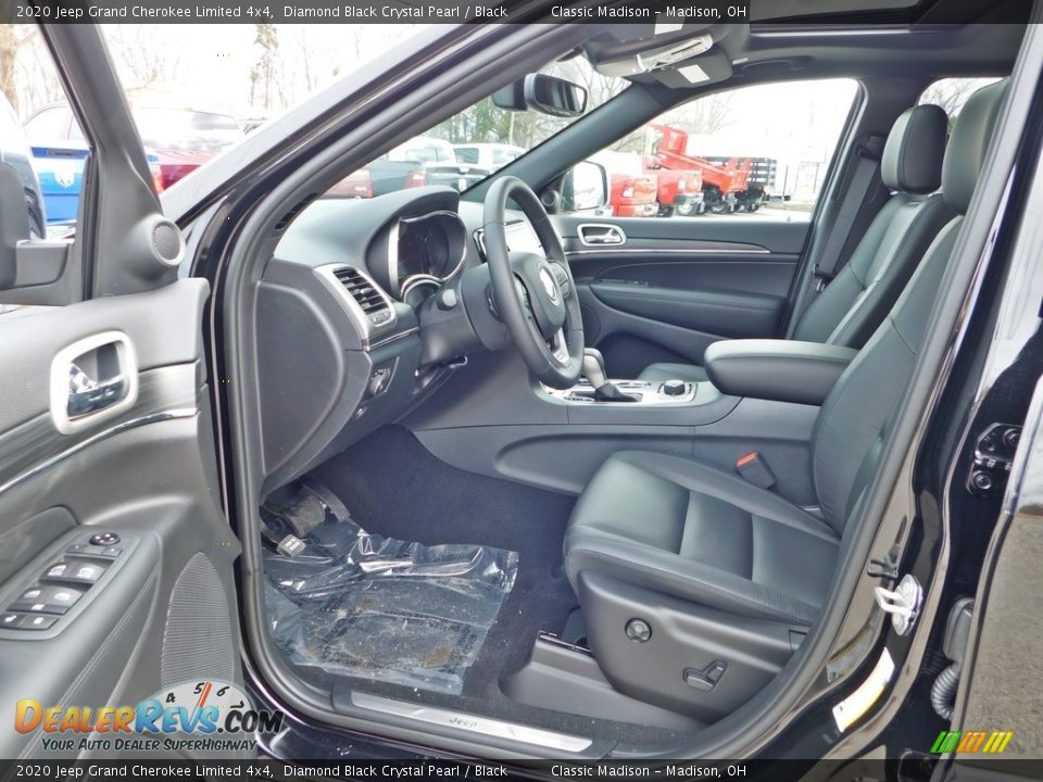 2020 Jeep Grand Cherokee Limited 4x4 Diamond Black Crystal Pearl / Black Photo #11