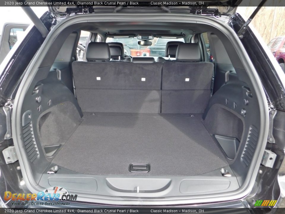 2020 Jeep Grand Cherokee Limited 4x4 Diamond Black Crystal Pearl / Black Photo #20