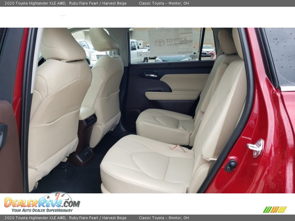 2020 Toyota Highlander XLE AWD Ruby Flare Pearl / Harvest Beige Photo #3