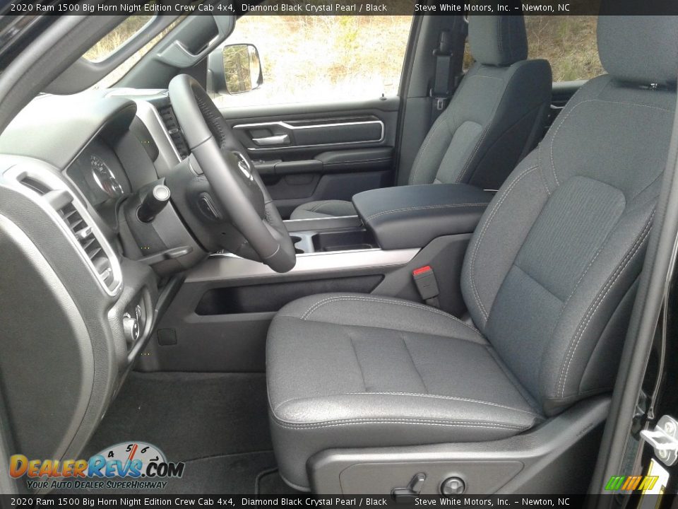 2020 Ram 1500 Big Horn Night Edition Crew Cab 4x4 Diamond Black Crystal Pearl / Black Photo #11