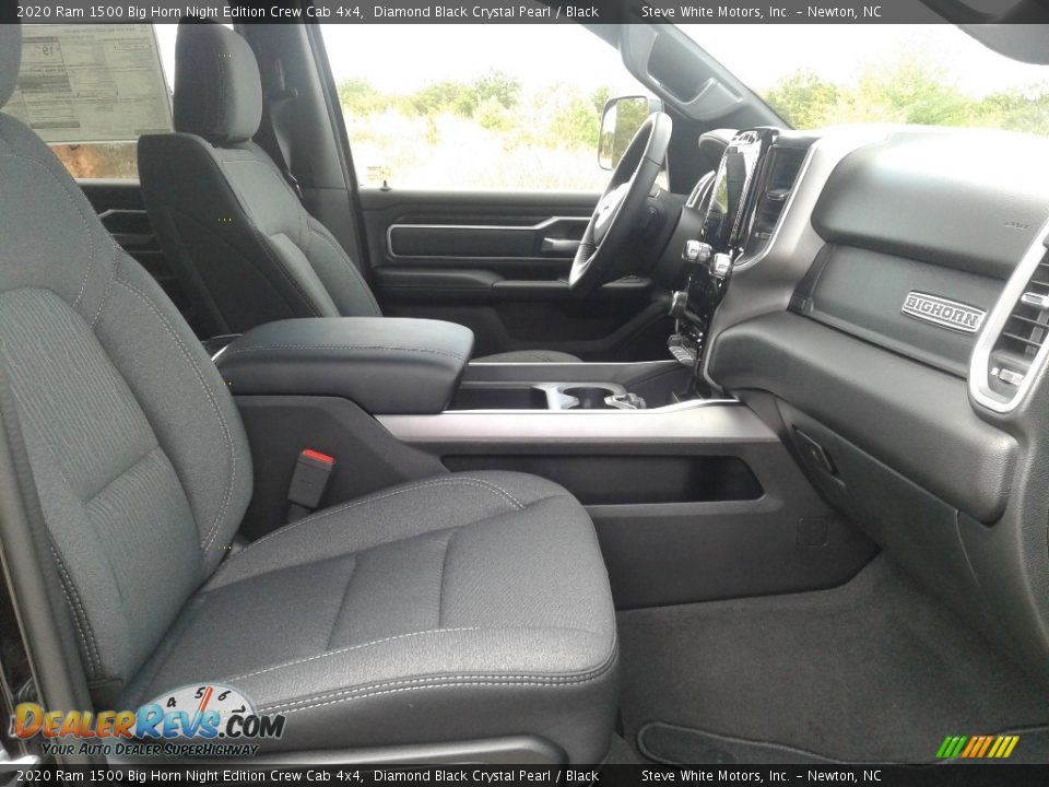 2020 Ram 1500 Big Horn Night Edition Crew Cab 4x4 Diamond Black Crystal Pearl / Black Photo #19