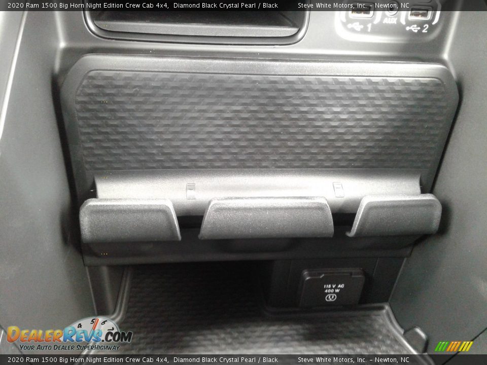 2020 Ram 1500 Big Horn Night Edition Crew Cab 4x4 Diamond Black Crystal Pearl / Black Photo #29