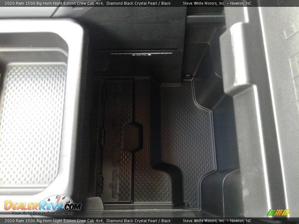 2020 Ram 1500 Big Horn Night Edition Crew Cab 4x4 Diamond Black Crystal Pearl / Black Photo #32
