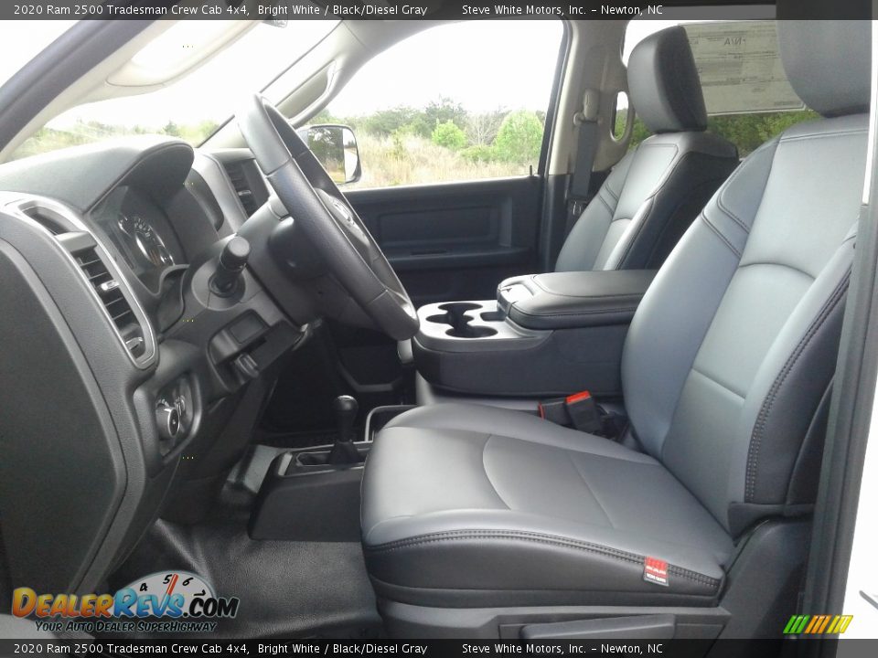 2020 Ram 2500 Tradesman Crew Cab 4x4 Bright White / Black/Diesel Gray Photo #10