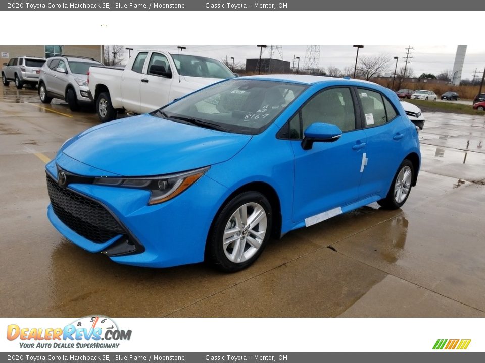 2020 Toyota Corolla Hatchback SE Blue Flame / Moonstone Photo #1
