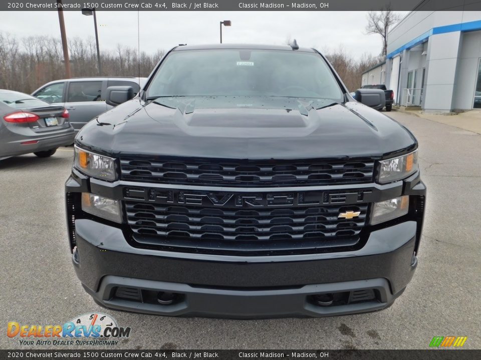 2020 Chevrolet Silverado 1500 Custom Crew Cab 4x4 Black / Jet Black Photo #4