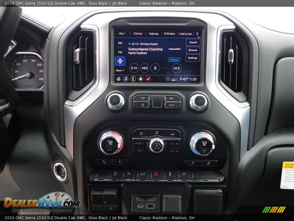 Controls of 2020 GMC Sierra 1500 SLE Double Cab 4WD Photo #14