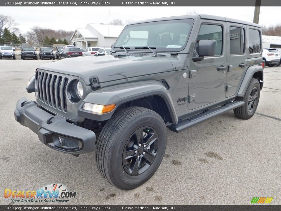 2020 Jeep Wrangler Unlimited Sahara 4x4 Sting-Gray / Black Photo #5