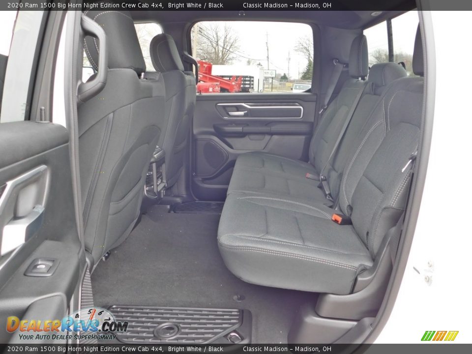 2020 Ram 1500 Big Horn Night Edition Crew Cab 4x4 Bright White / Black Photo #18